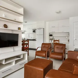  Apartamento Apto 2 Quartos, 1 Quadra Do Mar/shop. Atlantico